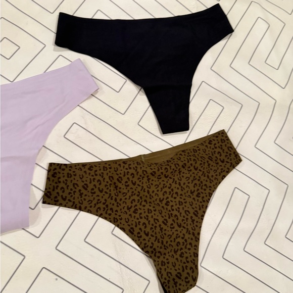 New Bombas Thong Underwear - Picture 2 of 13